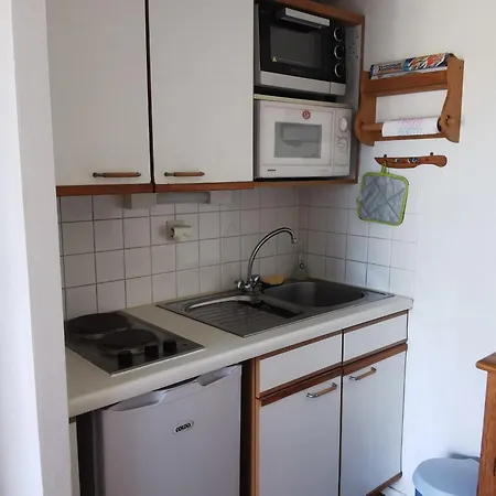Derniere Minute ! Pavillon T2 Avec Mezzanine, Piscine Et Acces Plage, Sur - Fr-1-357-60 *